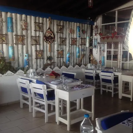 Alp Restaurant Hotel *